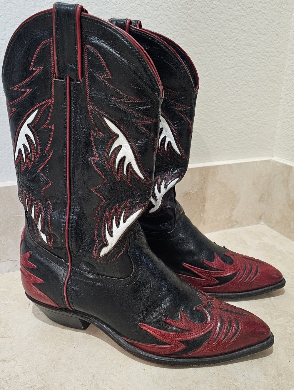 Vintage Code West Womens Size 8.5 M Black & Red Cowboy Boots Western Cowgirl Up